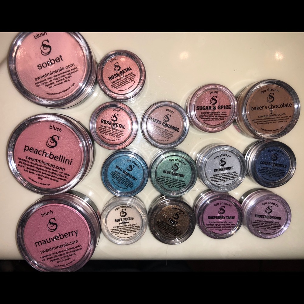 Sweet Minerals Eye Shadows and Blushes Lot